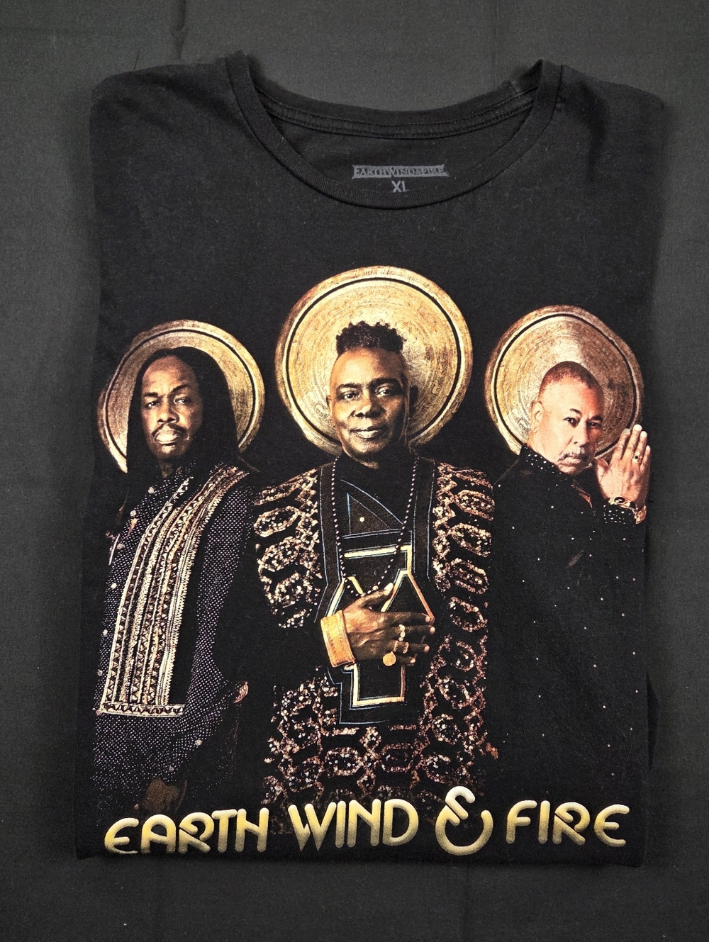 Earth Wind And Fire Sing A Song 2023 Tour T Shirt Mens XL Black Short Sleeve